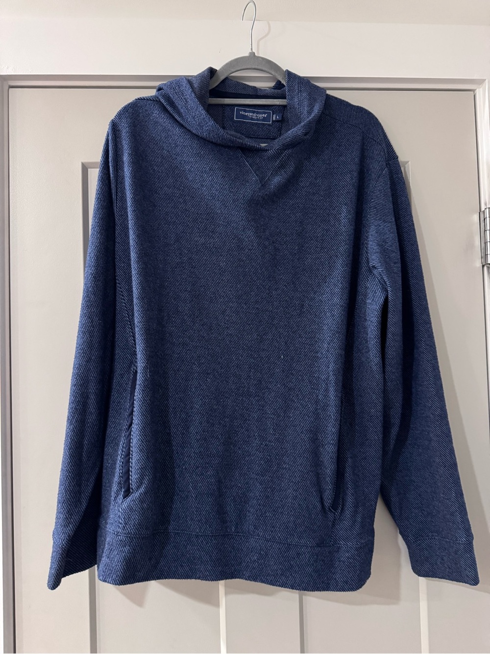 Vineyard Vines Men's Navy Blue Crewneck Hooded Sweater